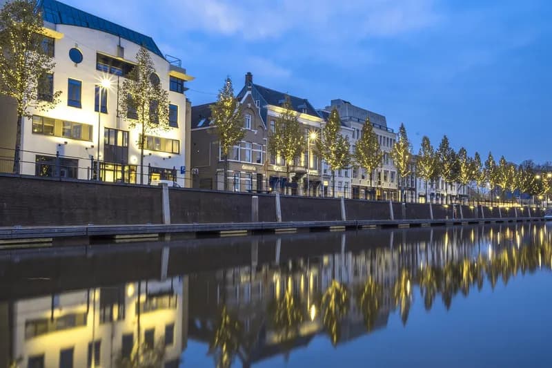 Grote Kerk en historisch centrum van Breda