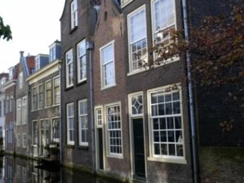 Vergelijk Dakdekkers in Delft | VergelijkInDeBuurt.nl Vergelijk Dakdekkers Delft